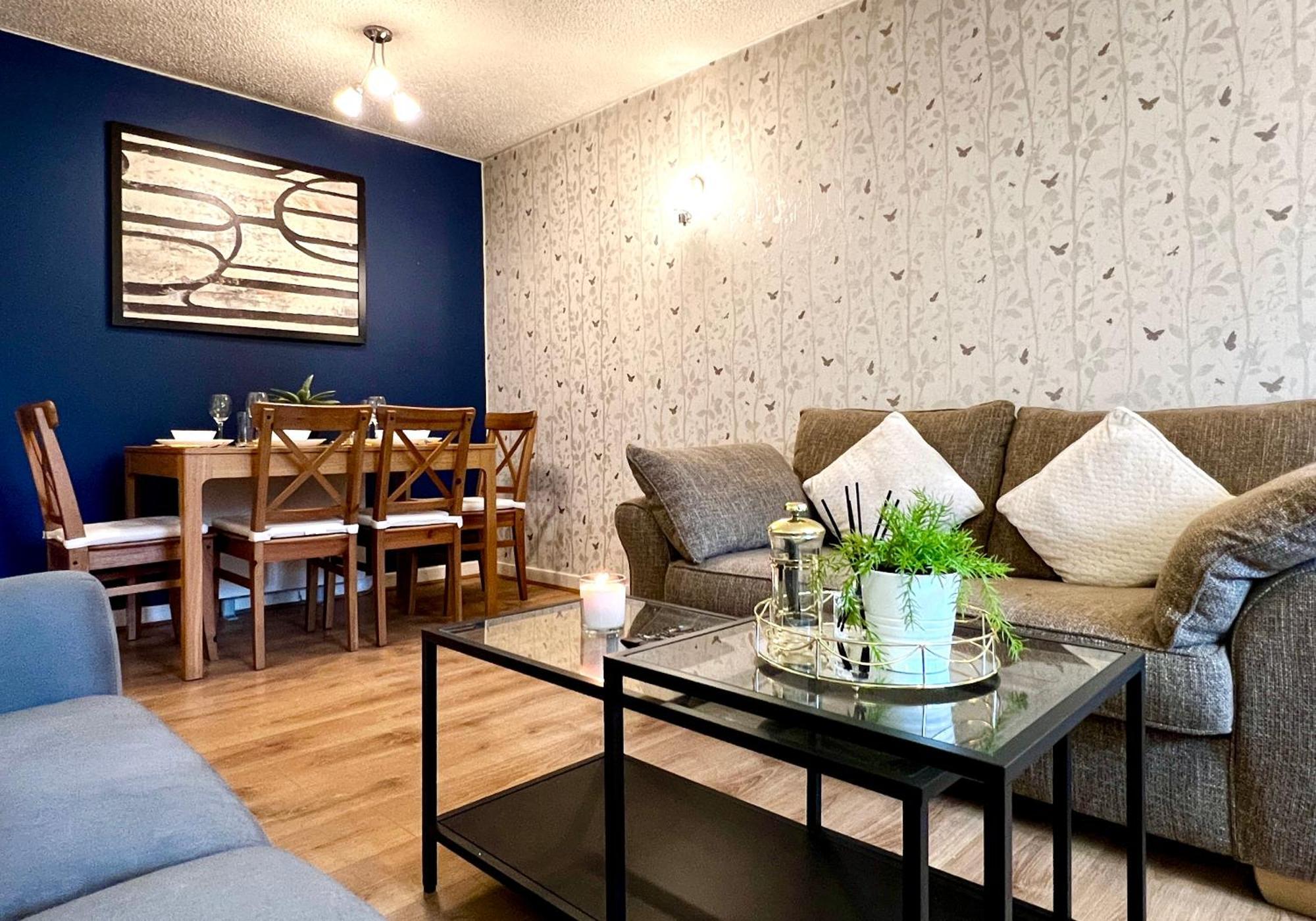 Ground Floor Flat With Free Parking & Wifi Apartment กลาสโกว์ ภายนอก รูปภาพ