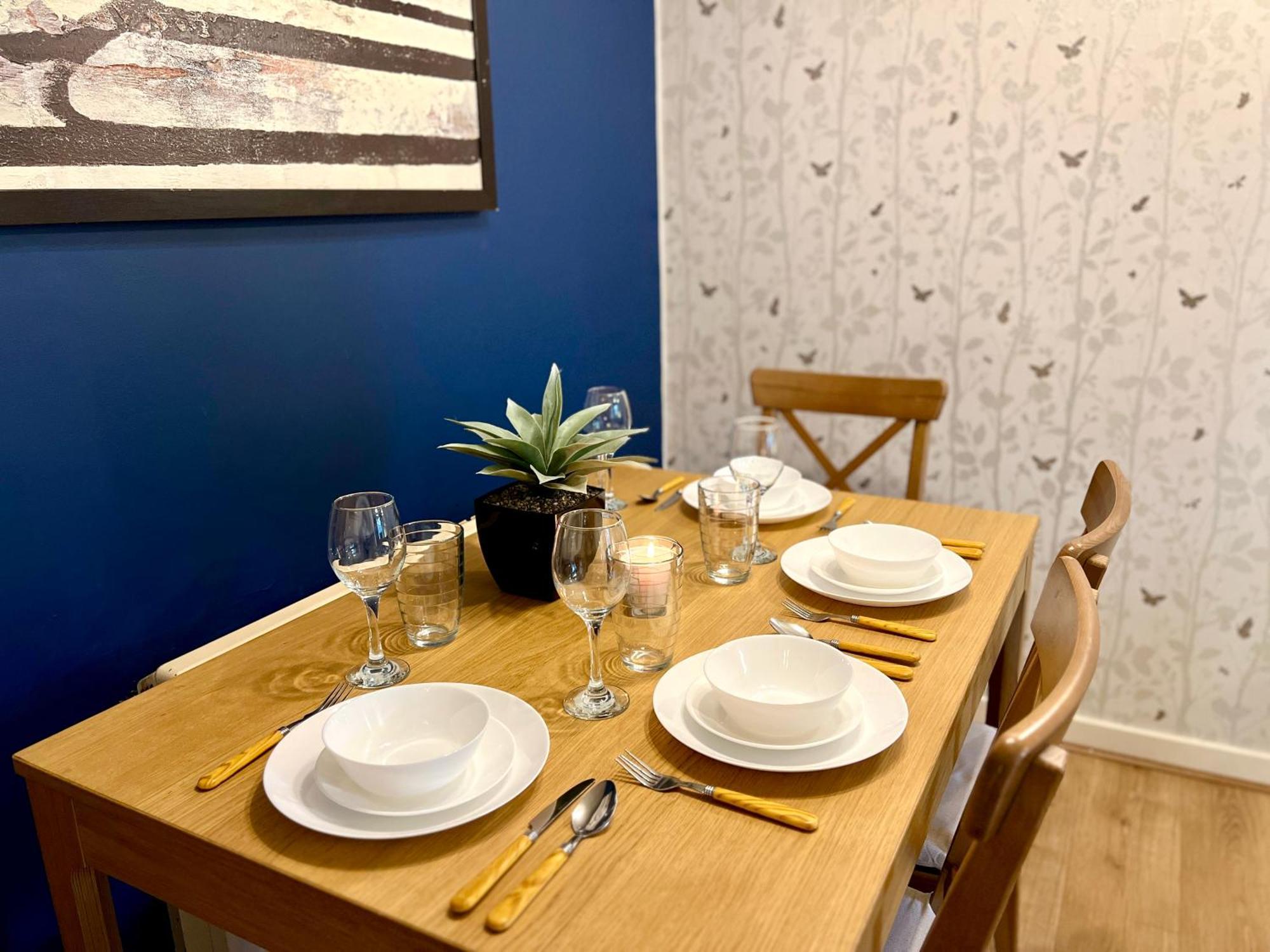Ground Floor Flat With Free Parking & Wifi Apartment กลาสโกว์ ภายนอก รูปภาพ